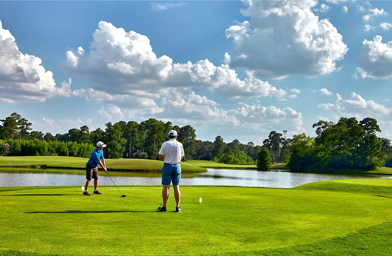 host your tournament at the woodlands country club