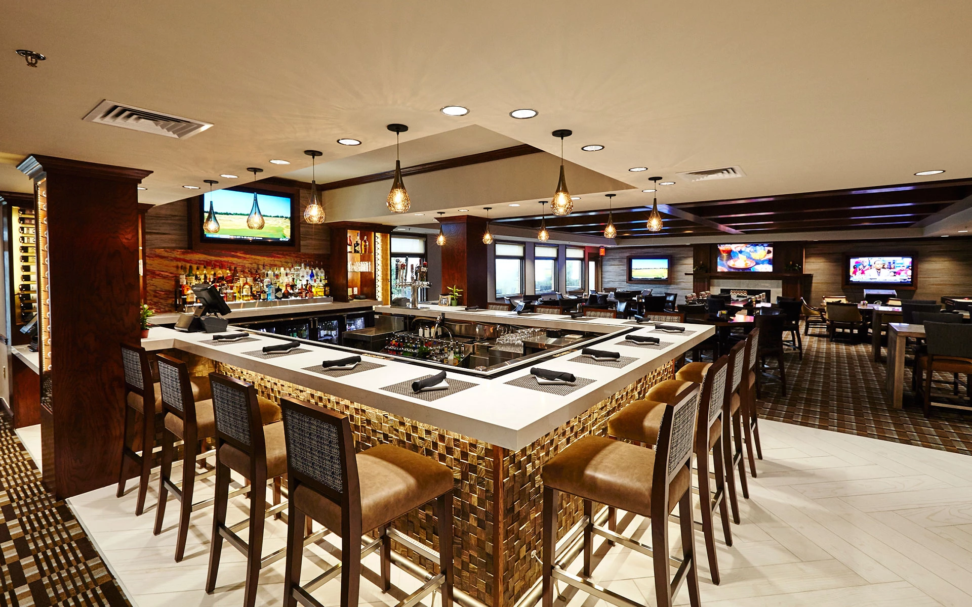 Oakmont Country Club - Bar