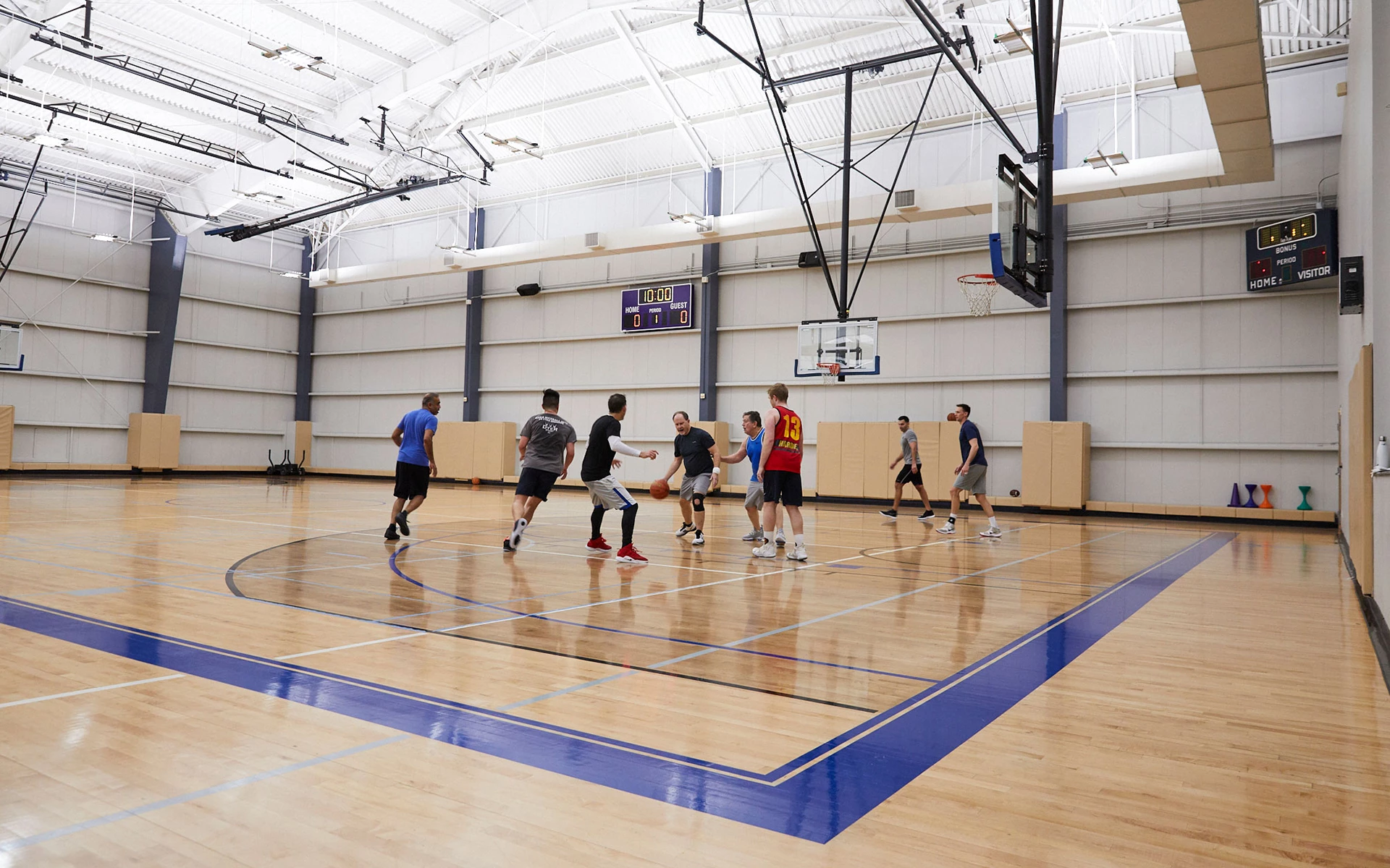 Basketball Courts Near Me - Gyms Near Me